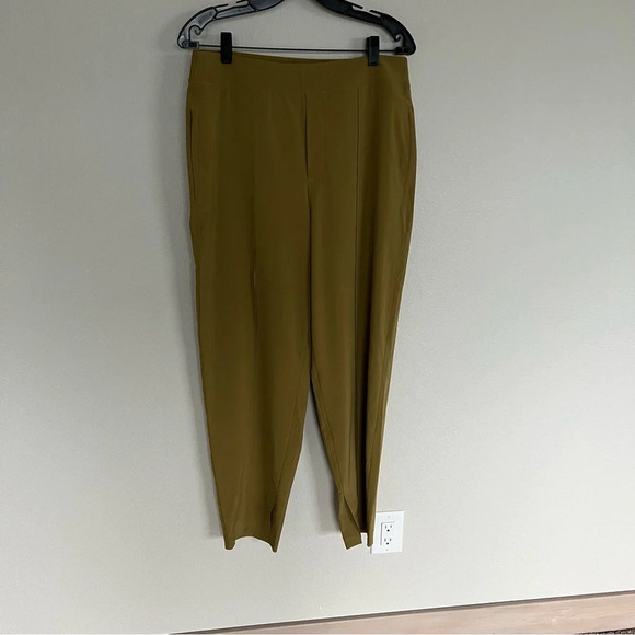NWOT ATHLETA Vienna Slim Pant Tapestry Gold Casual Women’s 12 - Picture 3 of 11